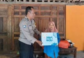 Bakti Sosial Polsek Gedangsari untuk Warga kurang mampu di Padukuhan soka